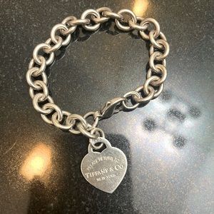 Tiffany & Co.Return to Tiffany Heart Charm Tag Bracelet Silver 925